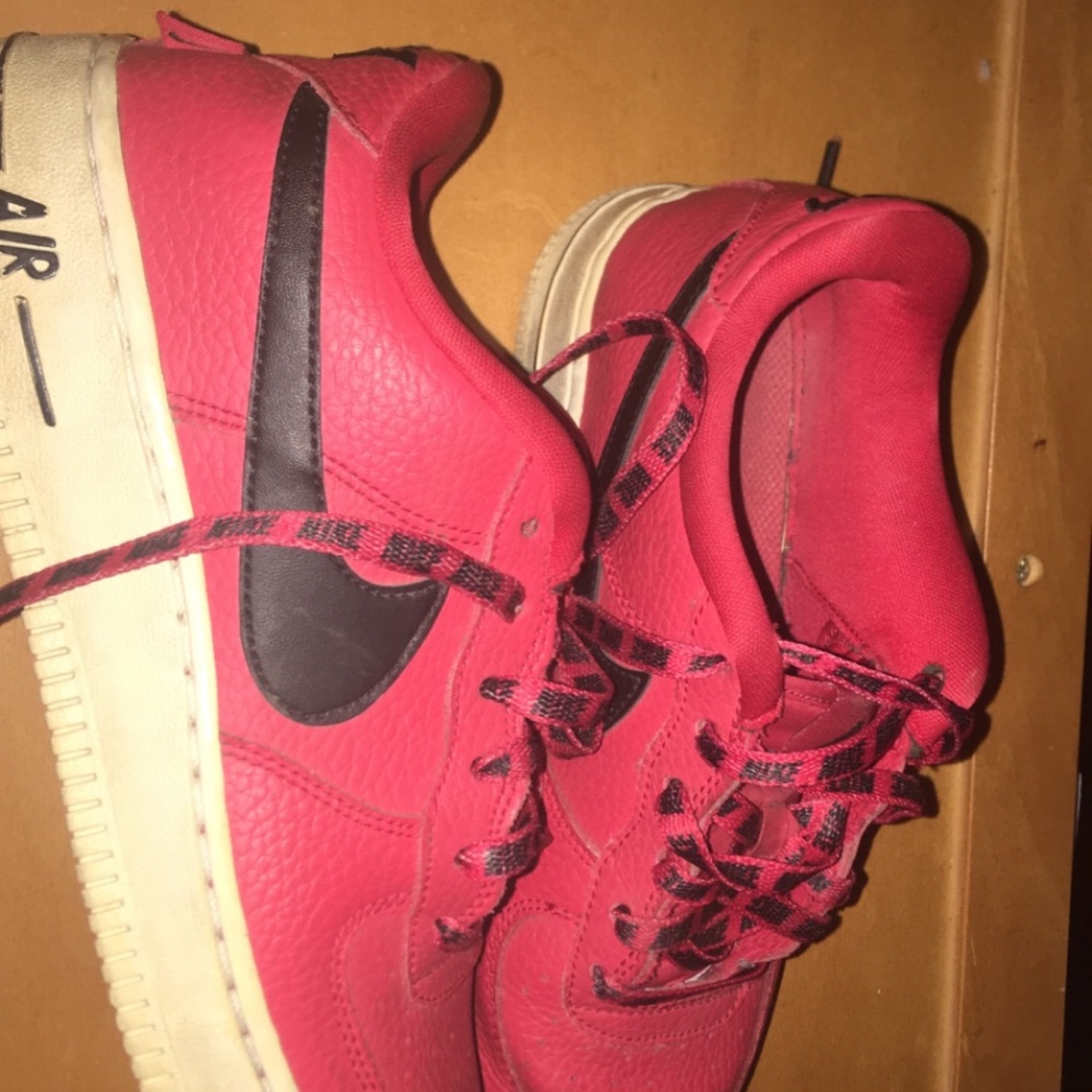 NIKE RED AIR FORCE ONES (S6) (AF1s)
